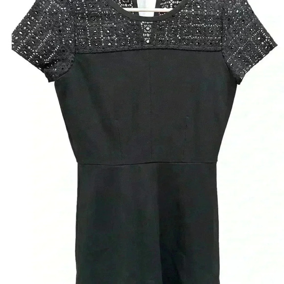 - J Crew Black Dress Size 00. Sheath Dress with Eyelet around Neck. Soo Cu… - Picture 5 of 5